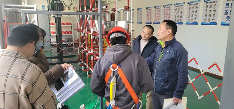 盤龍區應急管理局蒞臨我校檢查指導工作 盤龍區應急管理局蒞臨我校檢查指導工作